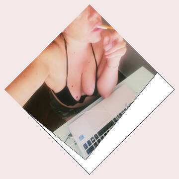 Foto pública de la_mely