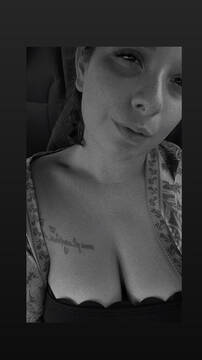 Public Photo of Dea_Eva